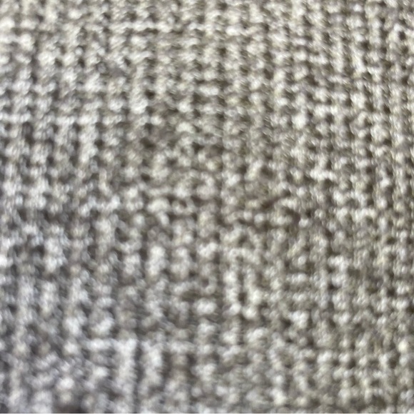 Joe Fresh gray thermal shirt, size large - Picture 6 of 7